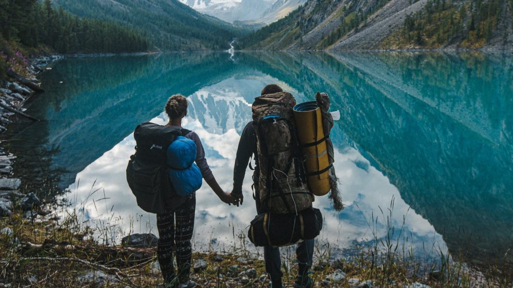 10 Essential Travel Tips for First-Time Travelers